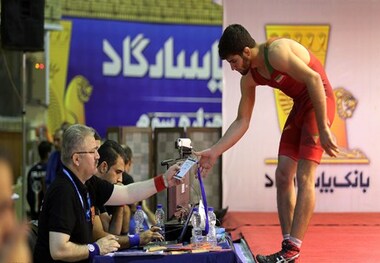 داور کشتی همدانی المپیکی شد