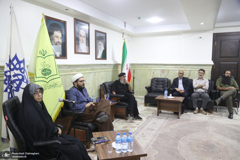 معرفی و بررسی کتاب «معبد زیر زمینی» در نشست عصرانه داستان قم