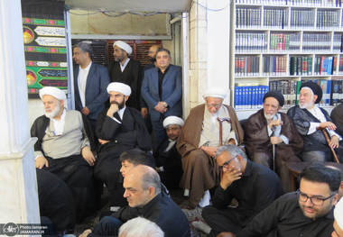 مجلس سوگواری شهادت امام جعفر صادق (ع) در دفتر آیت الله العظمی صانعی (ره) / گزارش تصویری