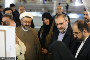 آئین افتتاح هفته فرهنگی «بر آستان آفتاب» در بیت تاریخی امام