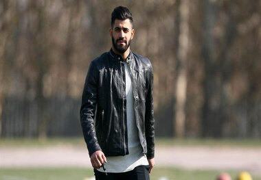 مدافع ماشین سازی: از 4 تیم اول لیگ پیشنهاد دارم

