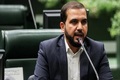 برخی مدیران شرکت‌های ورشکسته‌ با سوءمدیریت بیش از ۲۰۰ میلیون و ۱۵۰ میلیون تومان حقوق می‌گیرند! امروز یک فرد تحت پوشش کمیته امداد با دو یا سه میلیون تومان حتی نمی‌تواند یک نان خالی برای معیشت خود تأمین کند