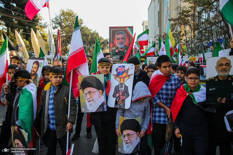 راهپیمایی باشکوه 13 آبان در تهران - 1