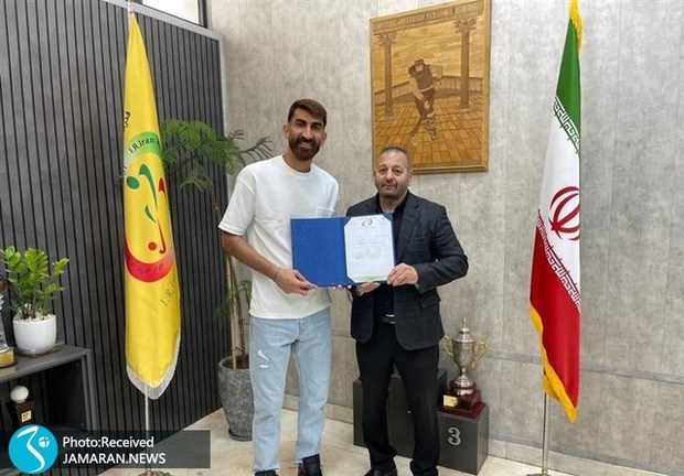 ویدیو| بیرانوند دروازه بان هاکی شد!