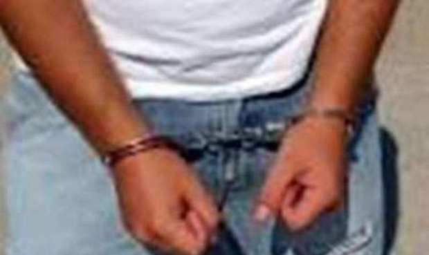 قاچاقچی متواری مواد مخدر پس از 2 سال در بروجن دستگیر شد