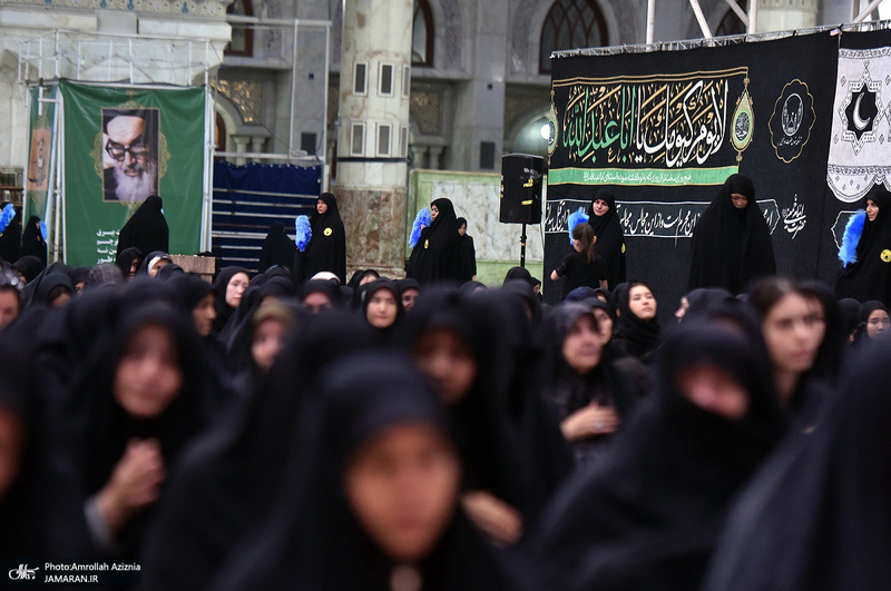 دومین شب عزاداری حضرت اباعبدالله الحسین (ع) در حرم امام خمینی