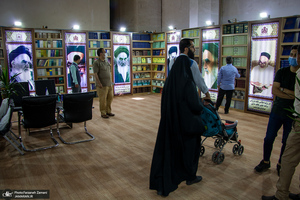 غرفه موسسه عروج چاپ در سی‌ و سومین نمایشگاه بین‌المللی کتاب تهران 