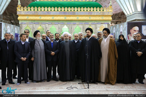 تجدید میثاق رئیس جمهور و اعضای هیئت دولت با آرمان های حضرت امام(س) 