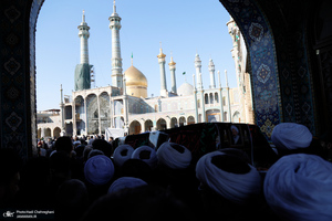 تشییع پیکر آیت الله نمازی در قم