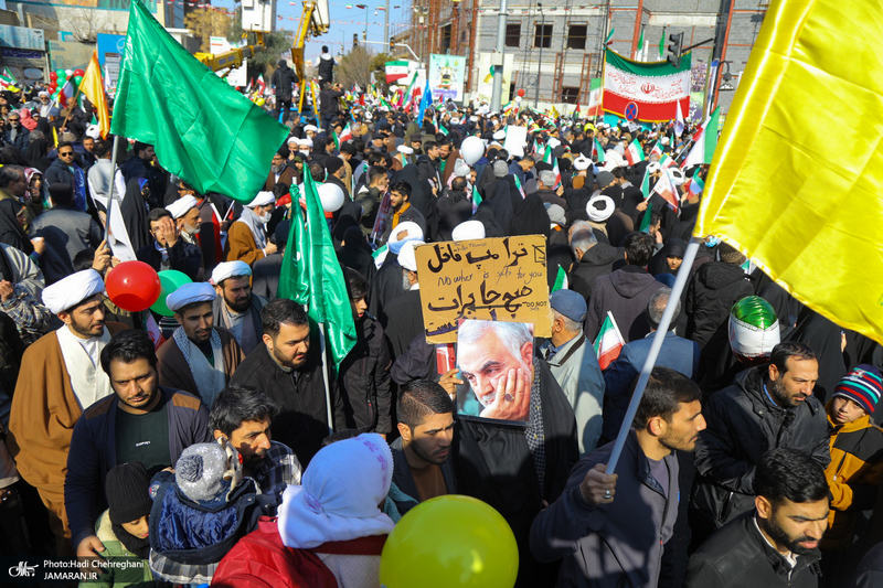 راهپیمایی باشکوه 22 بهمن در قم