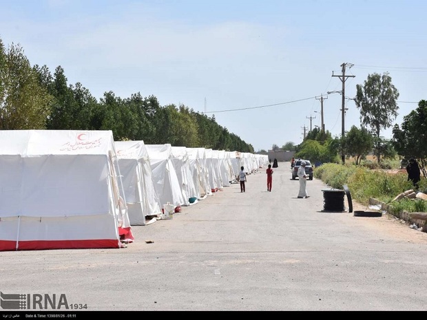 سیل زدگان در خوزستان همچنان در حال ترک اردوگاهها هستند