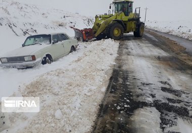 برف‌روبی ۵۰۰ کیلومتر راه اصلی در آذربایجان‌غربی  طرح زمستانی از فردا آغاز می‌شود