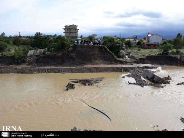 سیلاب به 20روستای اشترینان خسارت وارد کرد