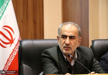 قادری، نماینده مجلس: هر زمان درباره اسامی تراستی‌ها سوال می‌کردیم می‌گفتند«محرمانه است»/ تراستی‌های بدهکار باید به مردم معرفی شوند/ کسانی که به آنها اعتماد کردند هم باید پاسخگو باشند