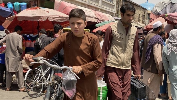 شبکه های تلویزیونی افغانستان فعالیتهای طالبان را پخش می کنند