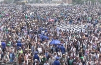 تشییع جنازه نخست وزیر یمن و وزرای دیگر با حضور هزاران یمنی (10)