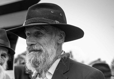 بازیگر برنده در برکه غرق شد