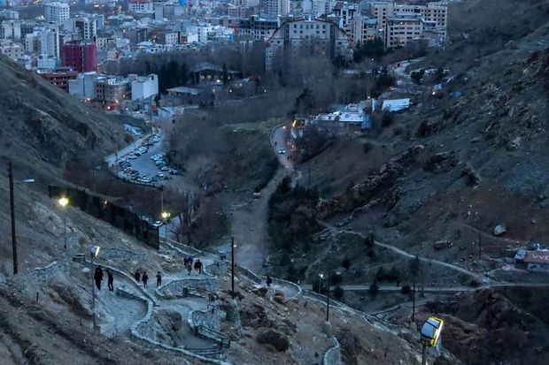 توان آمادگی مقابله با حوادث مناطق کوهستانی شمیرانات بررسی شد