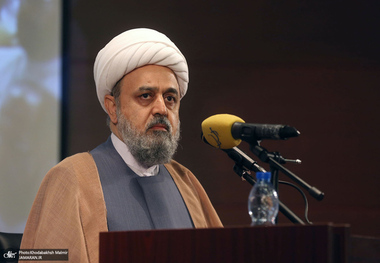 شهریاری، دبیر کل مجمع تقریب مذاهب: شیعه‌سازی پروژه جمهوری اسلامی نیست؛ سنی‌سازی هم نباید پروژه کشوری باشد/ بنا نیست مذاهب یکی بشوند/ در جنگ تحمیلی ۱۲ روزه ثابت شد که اقوام و مذاهب مختلف کنار نظام جمهوری اسلامی ایستاده‌اند