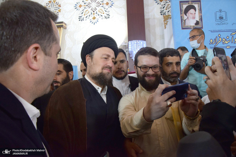 نشست «گفتمان توحیدی اخلاقی‌ امام‌ خمینی(س) در دنیای معاصر؛ دستاوردها و آینده فرارو» (2)