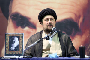 مراسم شام شهادت امام رضا(ع) و بزرگداشت علامه حکیمی در حسینیه جماران-2