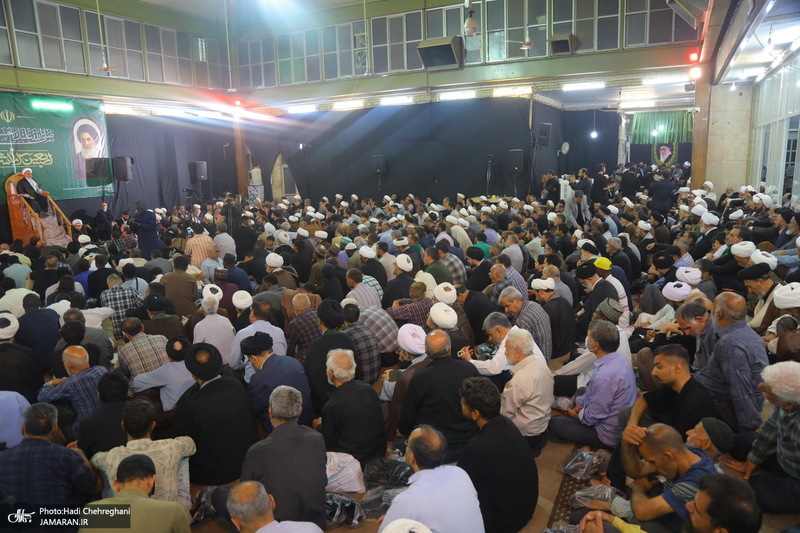 مراسم چهلمین روز تدفین رهبر شهید در دفتر آیت الله العظمی سیستانی در قم
