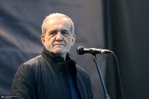 مراسم شب بیست و یکم ماه رمضان در حرم حضرت امام خمینی (س) 2