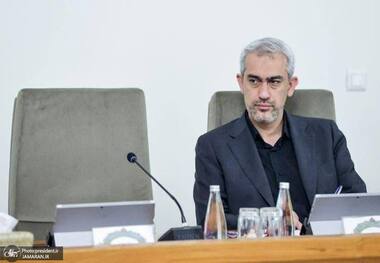 وزیر اقتصاد: جنگ اقتصادی ما تازه آغاز شده و اکنون وارد مرحله جهاد اقتصادی شده‌ایم/ تلاش ما این است که مصوباتی که تصویب می‌شود در مرحله اجرا دچار انحراف نشود
