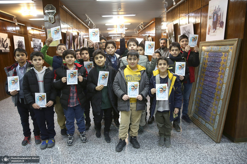 بازدید اقشار مختلف مردم از بیت امام خمینی (س) در جماران- 7