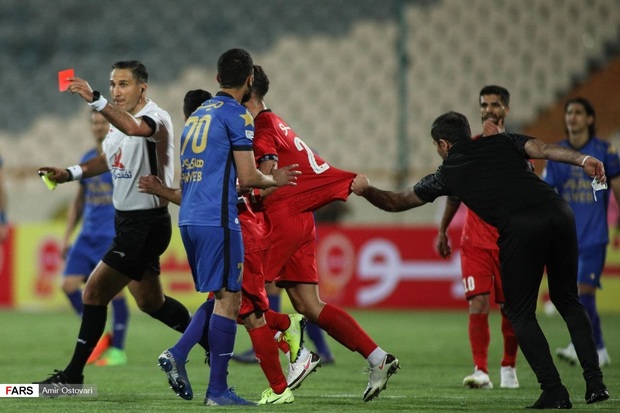 آخرین اخبار استقلال و پرسپولیس | بازگشت دیاباته به لیست آبی پوشان/ پرداخت بخشی از طلب آبی پوشان پیش از دربی/ دردسر بزرگ پرسپولیس برای تمدید قراردادها/ استوری اعتراضی سرخ پوشان علیه مدیریت


