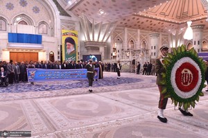 تجدید میثاق رئیس و جمعی از معاونین بنیاد شهید و امور ایثارگران با آرمان های امام خمینی (س)