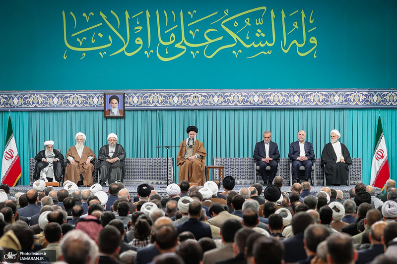 دیدار مسئولان نظام و سفرای کشورهای اسلامی با رهبر معظم انقلاب
