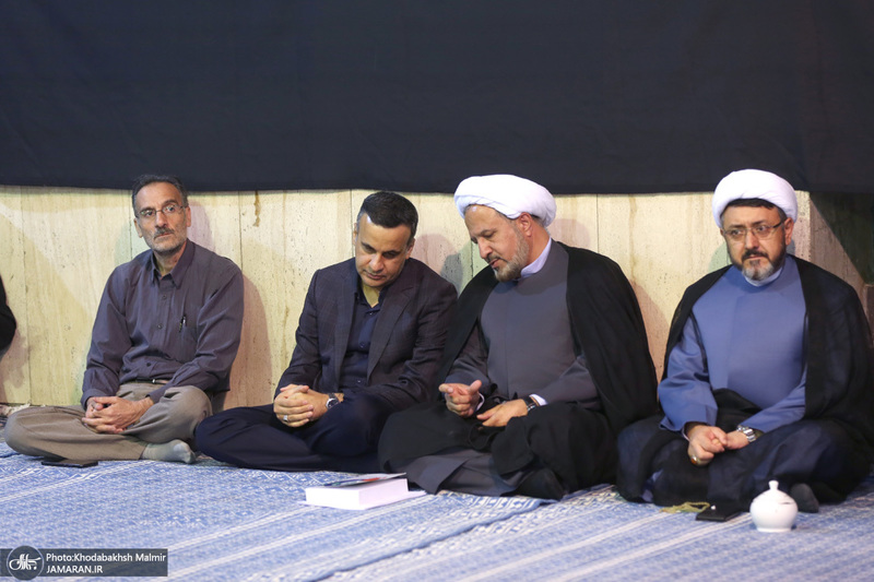 مراسم سوگواری رحلتحضرت رسول اکرم ،شهادت امام رضا(ع) وامام حسن مجتبی (ع) در حسینیه جماران