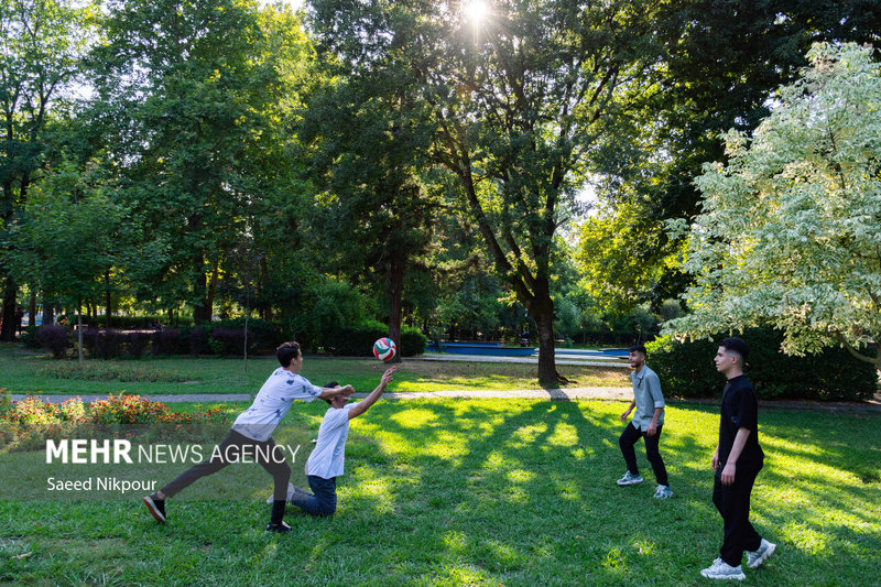 اینجا ایران است