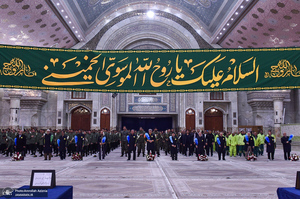 مراسم گل افشانی حرم مطهر امام خمینی (س)