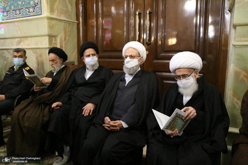 حضور مراجع و علما در مسجد امام حسن عسکری(ع) در پی ارتحال آیت الله العظمی صافی(ره)