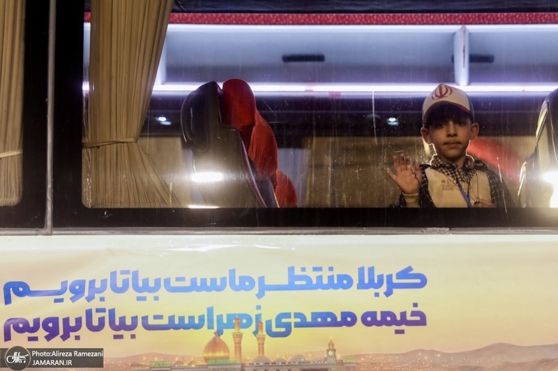 بدرقه كاروان كربلا در شصت و ششمين اجتماع پر شور مردم در ميدان انقلاب اسلامي