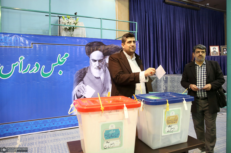 حضور دکتر علی کمساری در  انتخابات مجلس شورای اسلامی و مجلس خبرگان رهبری