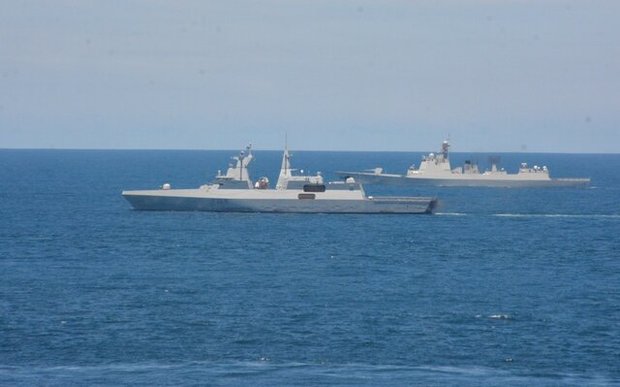 برگزاری رژه دریایی با حضور شناورهای رزمی در رزمایش اراده برای صلح ۲۰۲۶ 