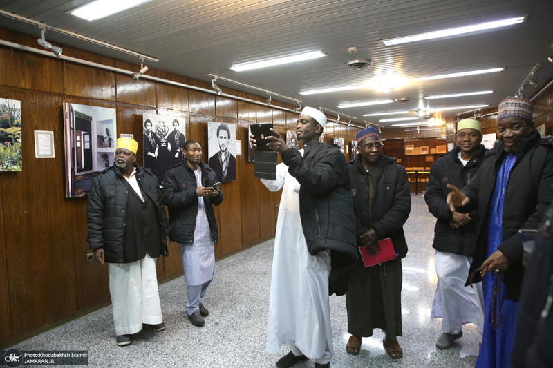 بازدید اقشار مختلف مردم از بیت امام خمینی (س) در جماران- 7