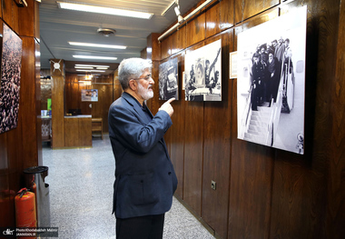 بازدید علی مطهری از نگارستان امام خمینی (س)