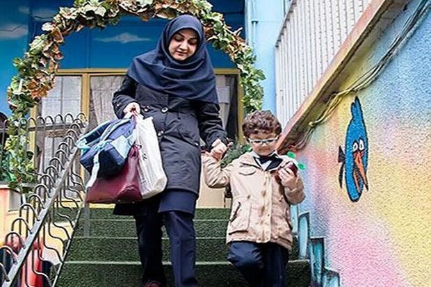 مدیران با مرخصی زنان شاغل در دستگاه‌های اجرایی اصفهان موافقت کنند