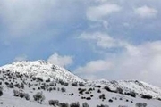 بارش برف پاییزی ارتفاعات الیگودرز را سفیدپوش کرد