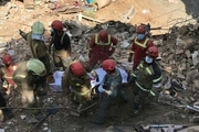 ریزش ساختمانی در خیابان طالقانی یک کشته برجای گذاشت/ عکس