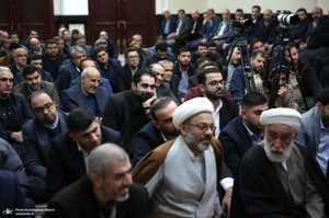 دیدار رئیس، مدیران و کارکنان ستاد اجرایی فرمان امام (ره) با سید حسن خمینی