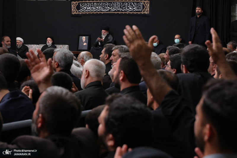 آخرین شب مراسم عزاداری حضرت اباعبدالله الحسین (ع) در حسینیه امام خمینی