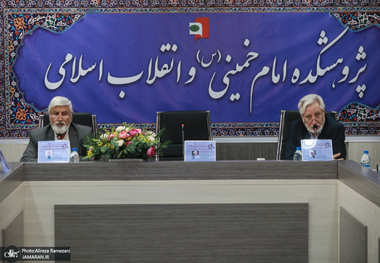 فیض‌الله عرب‌سرخی: دموکراسی و شفافیت واقعی نداریم/ ترقی: وقتی حزبی با اصل ولایت فقیه مخالفت دارد، طبیعتا دوامش کاهش پیدا می‌کند/ محمد مقدم: اگر دموکراسی را در جامعه حذف کنید، احزاب چه معنایی می‌تواند داشته باشد؟!