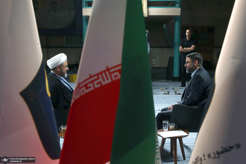 گفتگو با رئیس موسسه تنظیم و نشر آثار امام خمینی (س)  در حسینیه جماران