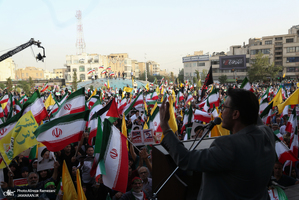 اجتماع مردمی در حمایت از رزمندگان مدافع