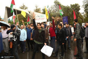 تجمع اعتراضی دانشجویان در دانشگاه تهران به جنایات رژیم صهیونیستی